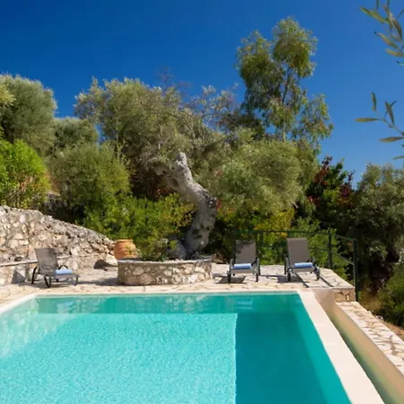 Cristina - Charming With Stone And Wood Elements In Bay Villa Sivota (Lefkada)