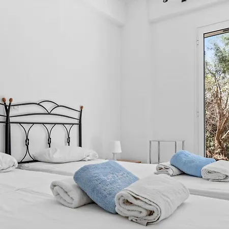 Cristina - Charming With Stone And Wood Elements In Bay Вилла *