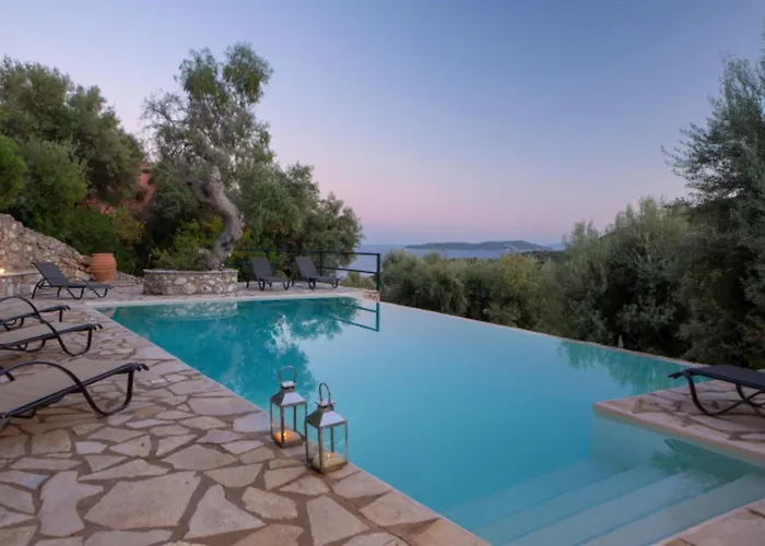 Villa Cristina - Charming With Stone And Wood Elements In Bay Sivota