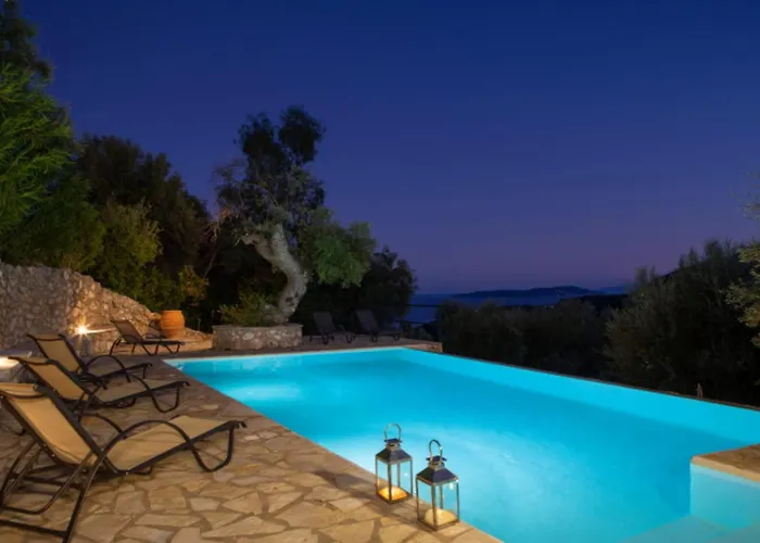Villa Cristina - Charming With Stone And Wood Elements In Bay Sivota