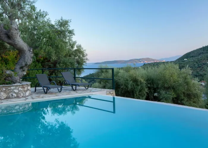 Cristina - Charming With Stone And Wood Elements In Bay * Sivota
