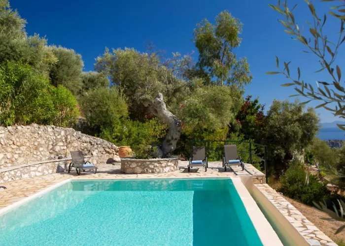 Cristina - Charming With Stone And Wood Elements In Bay Villa Sivota