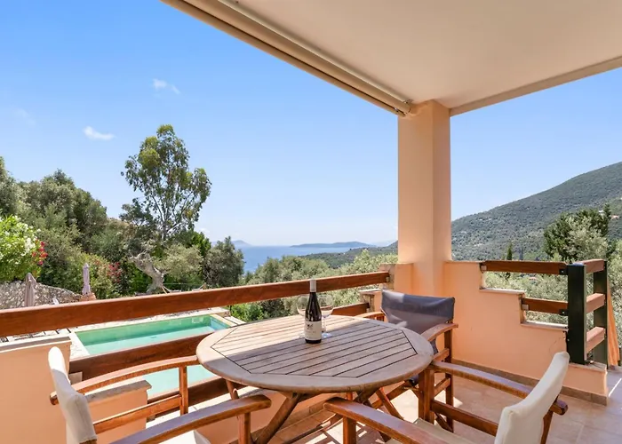 Cristina - Charming With Stone And Wood Elements In Bay Villa *