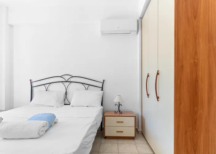 Cristina - Charming With Stone And Wood Elements In Bay * Sivota