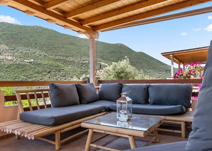 Cristina - Charming With Stone And Wood Elements In Bay Sivota
